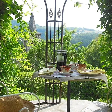 Le Couvent فندق مبيت وإفطار Saint-Just-sur-Viaur